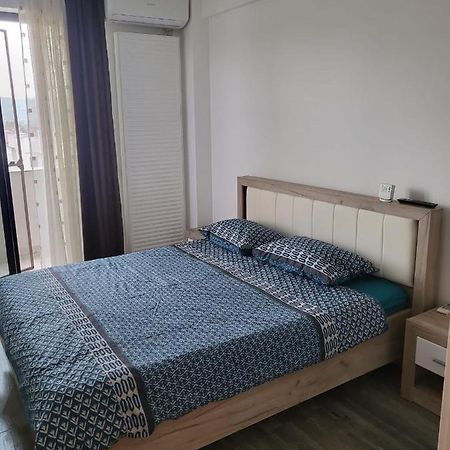 Apartament Dem Radulescu Apartment Râmnicu Vâlcea Exterior foto